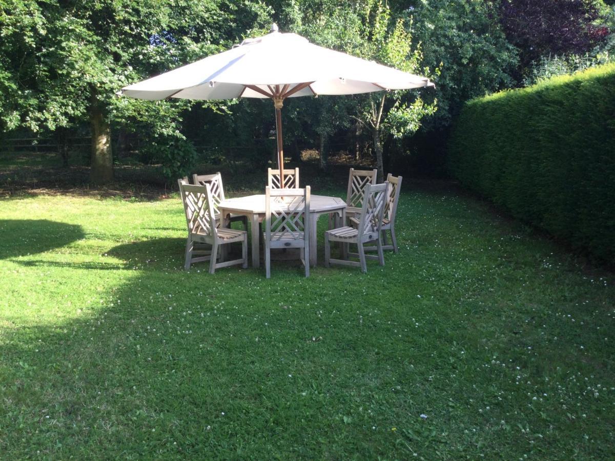 Field End House Strawberry Lane Meysey Hampton Bed & Breakfast Cirencester Exterior photo