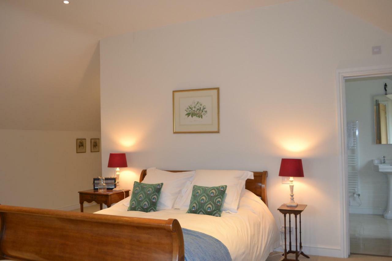 Field End House Strawberry Lane Meysey Hampton Bed & Breakfast Cirencester Exterior photo