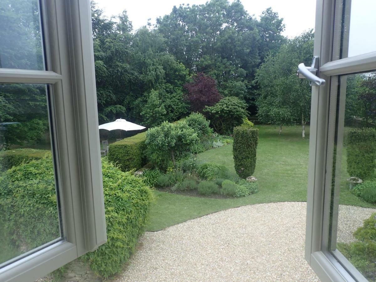 Field End House Strawberry Lane Meysey Hampton Bed & Breakfast Cirencester Exterior photo